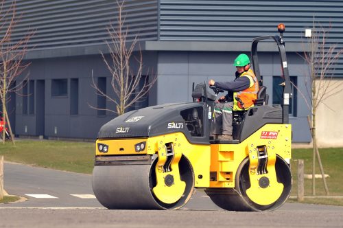 Rouleau compacteur