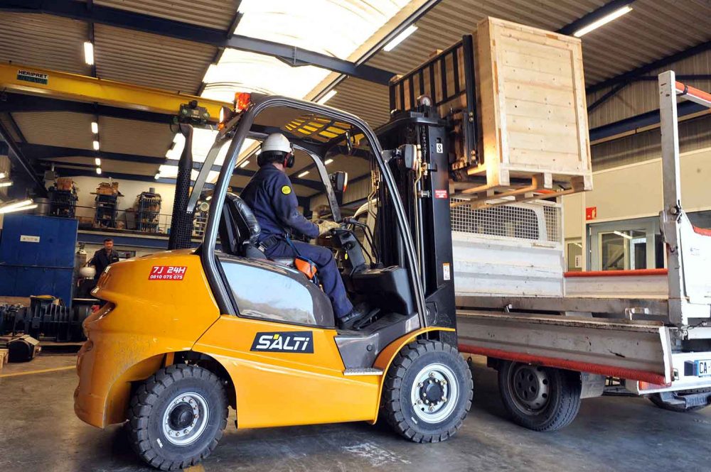 Chariot industriel en location chez SALTI