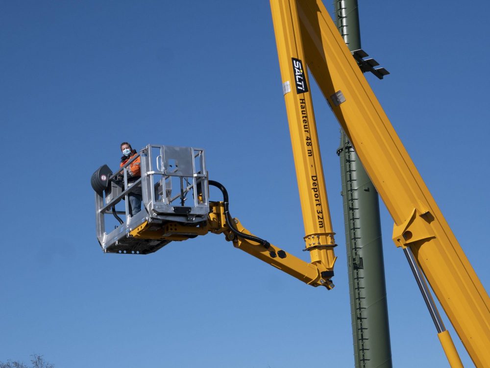 Travail en hauteur avec nacelle sur PL 48m