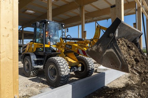 Comment choisir une chargeuse de chantier adaptée à votre terrain ?